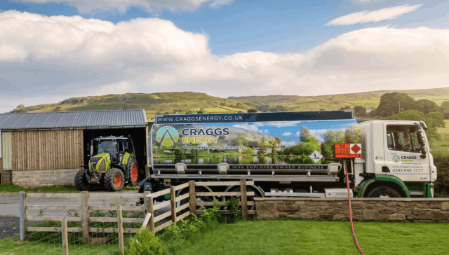 Craggs Tanker performing a Kero Delivery
